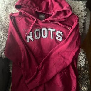 Roots sweater, fits like medium